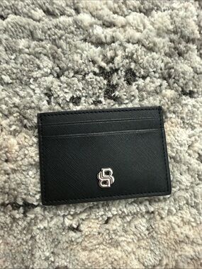 Hugo Boss Black Leather Card & Key Holder with Silver 'B' Logo